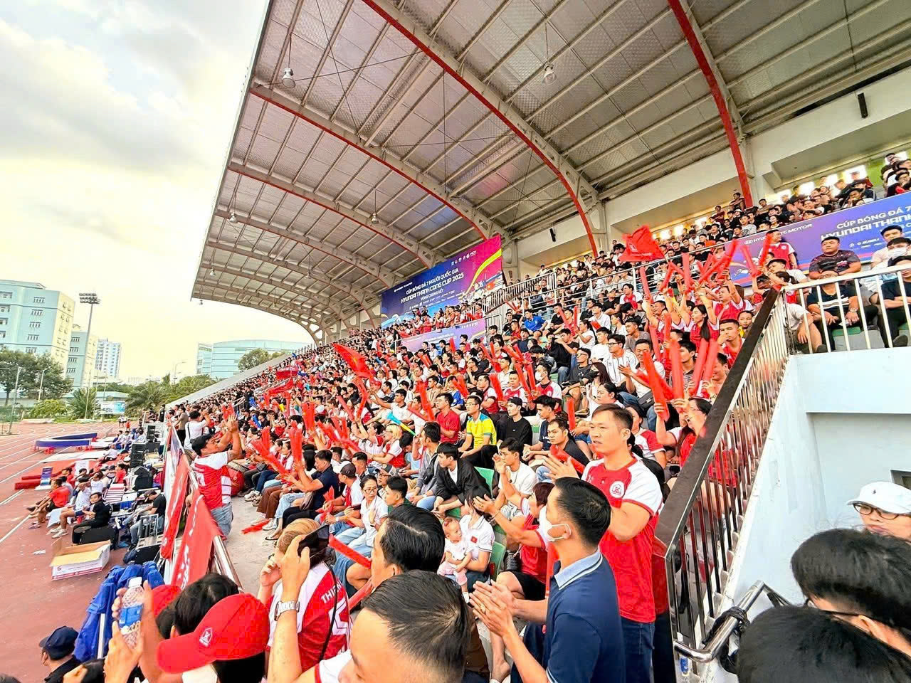 Cổ động viên Thiên Khôi FC