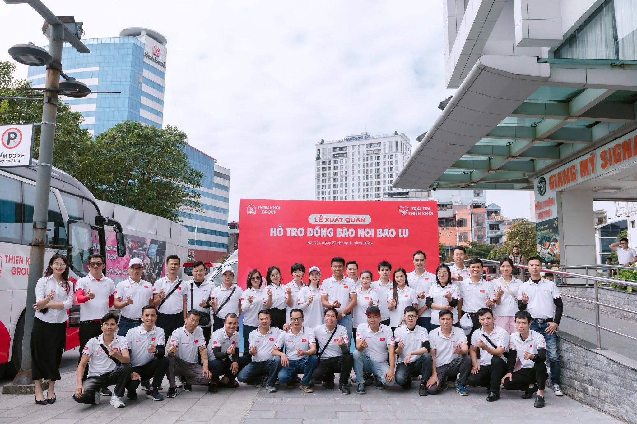 Lễ xuất quân hỗ trợ đồng bào nơi bão lũ, Hà Nội 22/11/2025